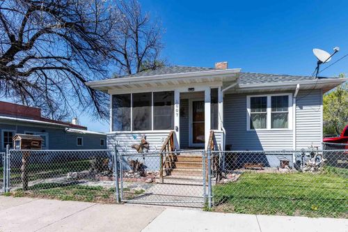 1007 Elkhorn St, Belle Fourche, SD, 57717-1516 | Card Image