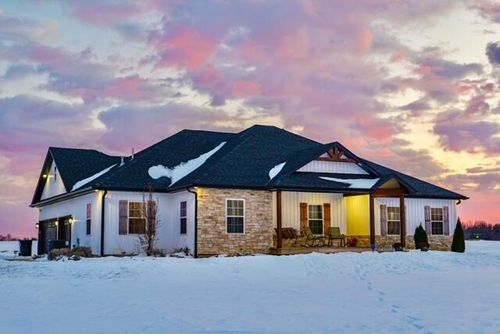 25 Wildhorse Dr, Rogersville, MO, 65742-6002 | Card Image