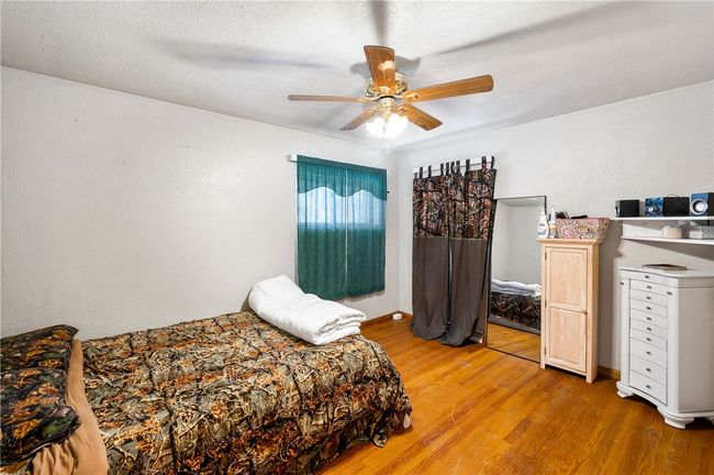 1419 Branchton Rd, House other with 2 bedrooms, 2 bathrooms and 1 parking in Hilliards PA | Image 17