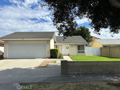 18418 Jeffrey Ave, Cerritos, CA, 90703-6151 | Card Image