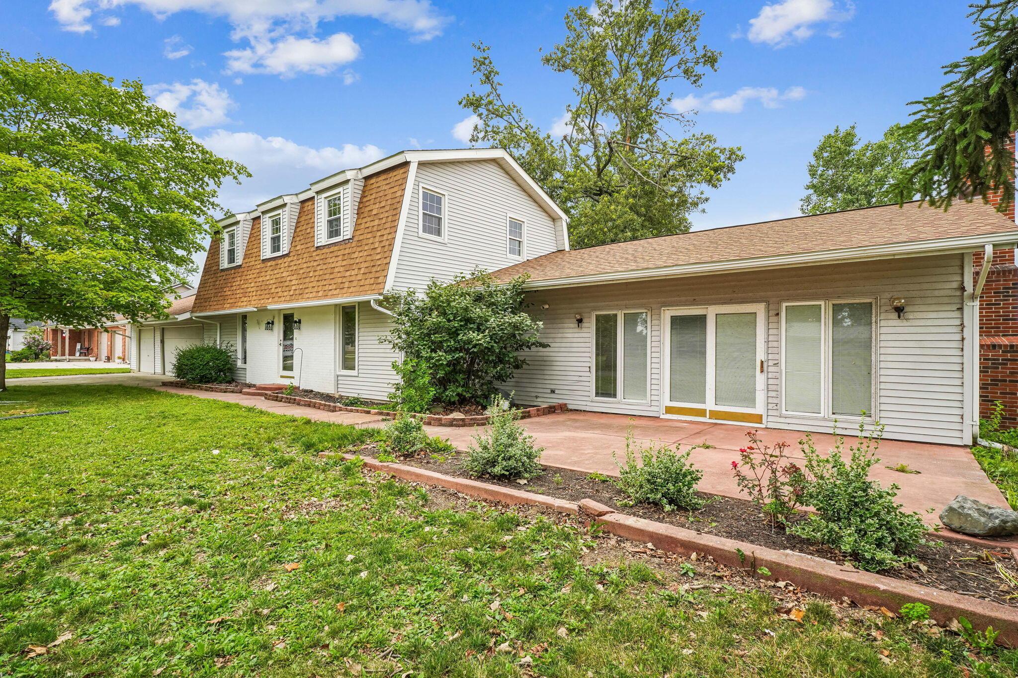 Oakridge Rd, Lakeview, OH 43331