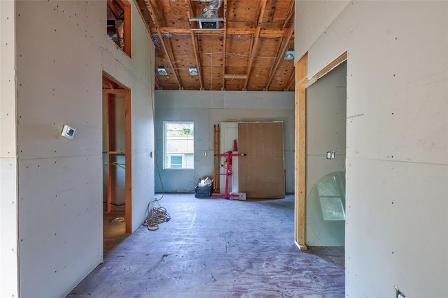 737 25 Th Ave N, House other with 4 bedrooms, 3 bathrooms and null parking in ST PETERSBURG FL | Image 57