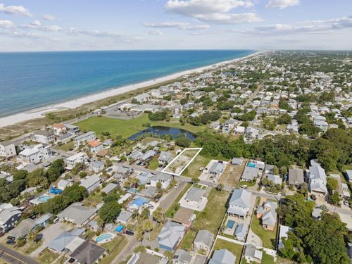 127 E Lakeshore Dr, Panama City Beach, FL, 32413-1726 | Card Image