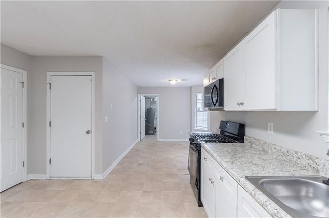 3075 Oakvale Hts, House other with 3 bedrooms, 3 bathrooms and null parking in Decatur GA | Image 13