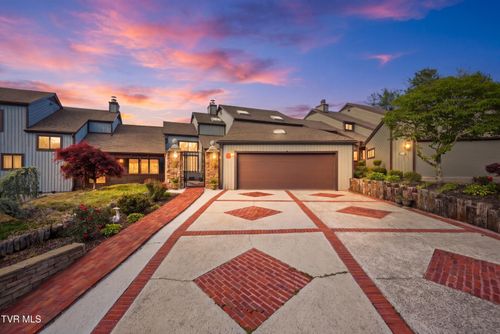 0-33 Wellington St, Bristol, TN, 37620-2945 | Card Image