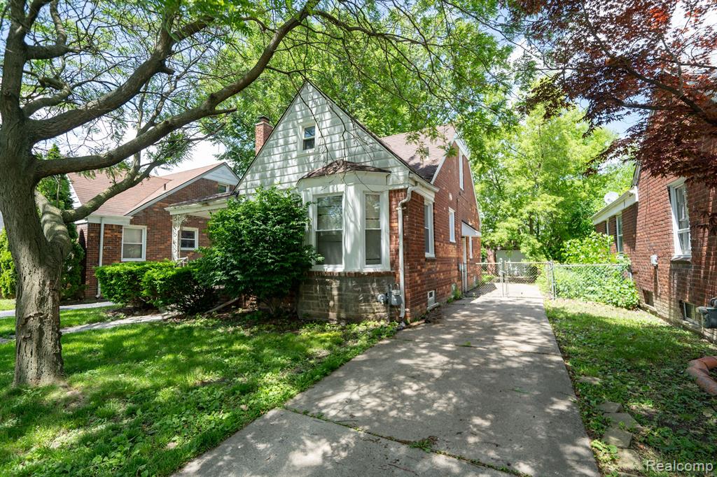 Carlisle St, Detroit, MI 48205