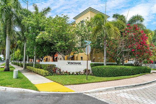 2381 Vintage Dr, Lighthouse Point, FL, 33064-6089 | Card Image