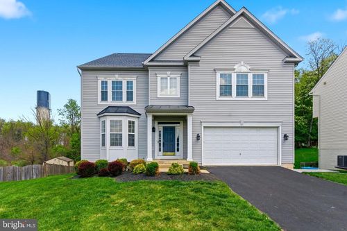 457 Hughs Rd, CHARLES TOWN, WV, 25414-5533 | Card Image