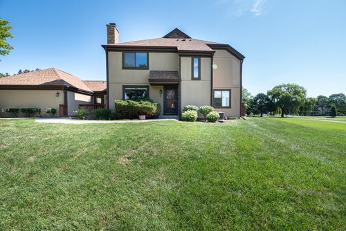 1325 Fairfax Ln, Buffalo Grove, IL, 60089-1218 | Card Image