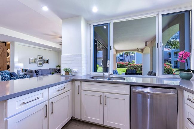 Enjoy scenic tropical views while you create culinary delights | Image 11