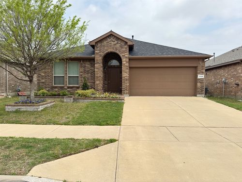 1109 Pierz Dr, Fort Worth, TX, 76177-2064 | Card Image