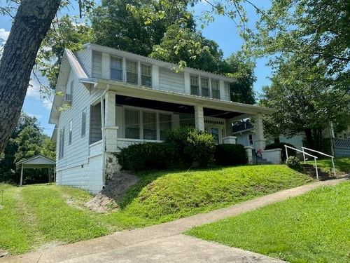 108 S 9th St, Central City, KY, 42330-1514 | Card Image