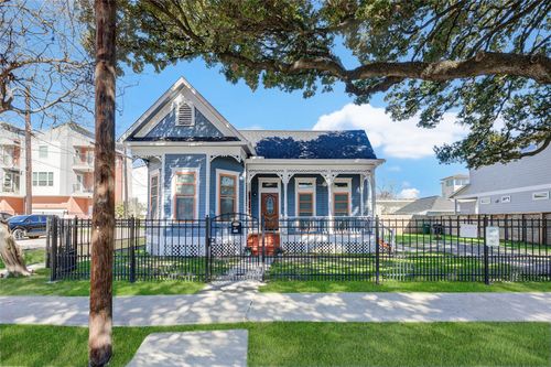 1318 Bingham St, Houston, TX, 77007-4116 | Card Image