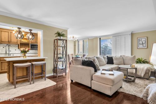 313-1 Channel Dr, Monmouth Beach, NJ, 07750-1365 | Card Image