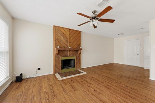 401 N 7th St, Midlothian, TX, 76065-2658 | Card Image