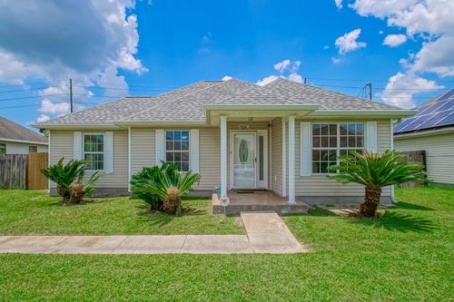4236 Lac Bienville Dr, Harvey, LA, 70058-5210 | Card Image