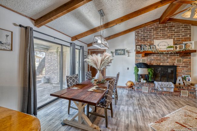 36 Pecan Dr, House other with 3 bedrooms, 3 bathrooms and null parking in Leakey TX | Image 9