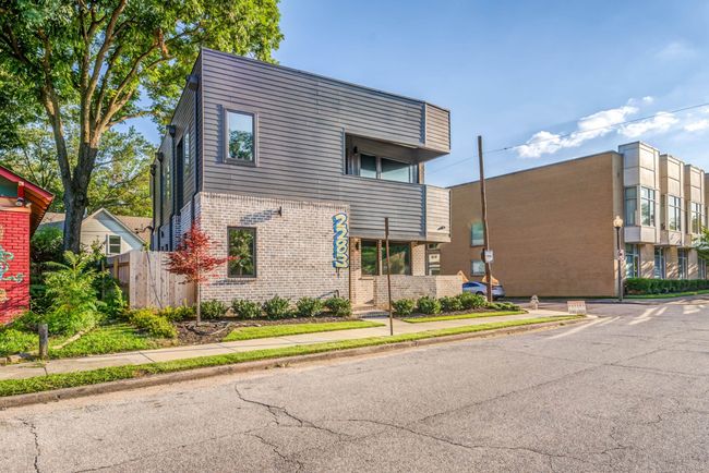 2283 Young Ave, House other with 6 bedrooms, 4 bathrooms and null parking in Memphis TN | Image 5
