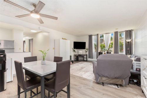 apt-g115-94-246 Leoku St, Waipahu, HI, 96797-1909 | Card Image