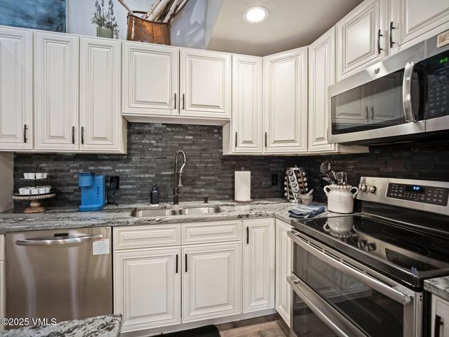 Kitchen | Image 5
