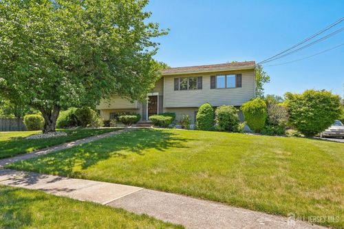 1 Cheryl Court, Piscataway, NJ, 08854 | Card Image