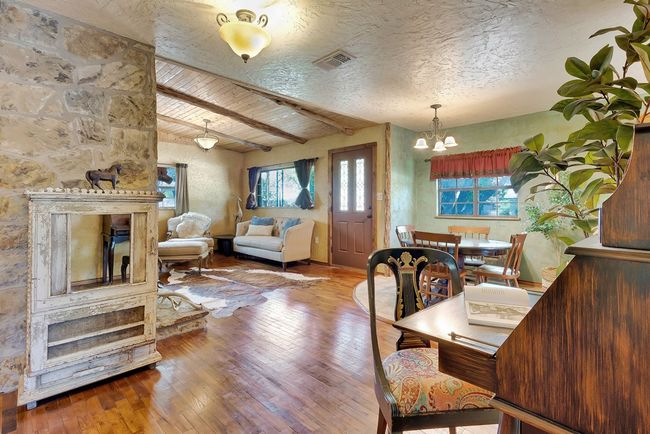 805 Wheeler St, Home with 2 bedrooms, 1 bathrooms and 2 parking in Mason TX | Image 13
