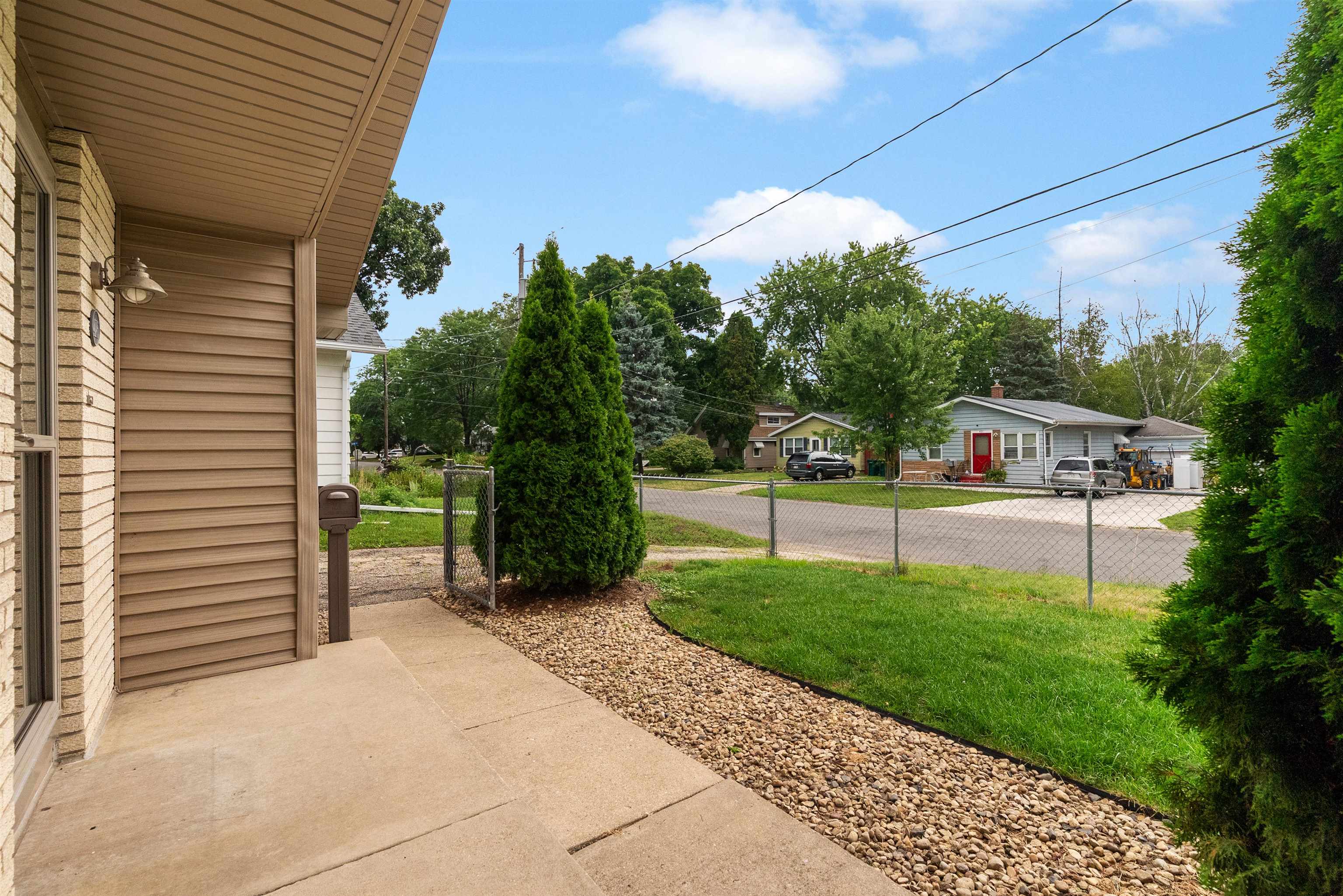 Residential in Blooming Grove 3