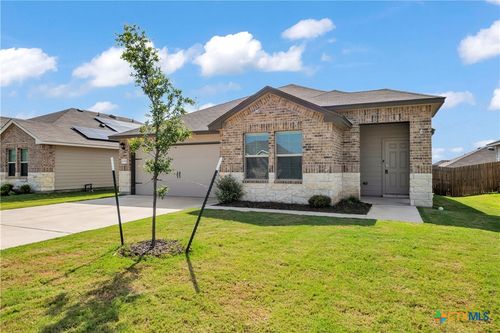 2358 Aylesbury Dr, Copperas Cove, TX, 76522-8111 | Card Image
