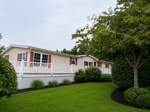 684 W Cedar St, PALMYRA, PA, 17078-1018 | Card Image