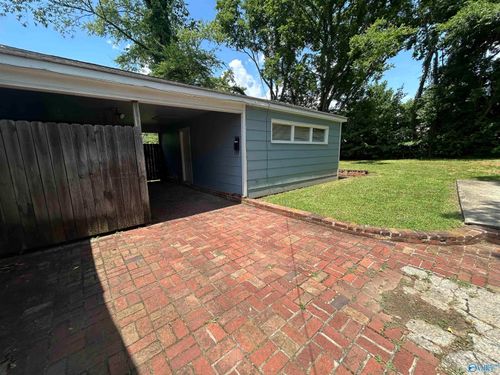 a-2705 Whitesburg Dr Se, Huntsville, AL, 35801-2838 | Card Image