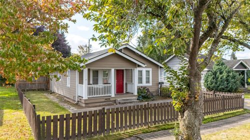 2925 Dover St, Longview, WA, 98632-2010 | Card Image