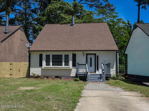3508 Christopher Dr Nw, Wilson, NC, 27896-1160 | Card Image