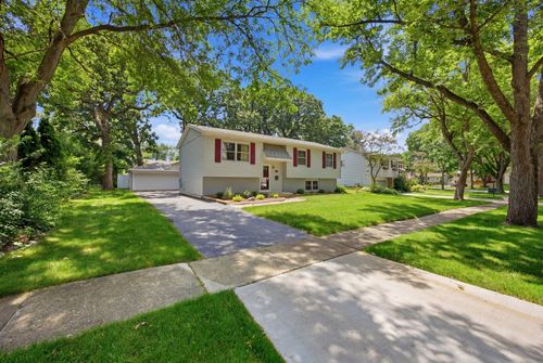 2713 Ravinia Lane, Woodridge, IL, 60517 | Card Image