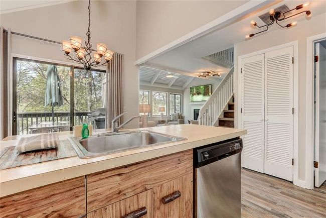 125 Wolfscratch Dr, House other with 3 bedrooms, 2 bathrooms and 2 parking in Big Canoe GA | Image 14