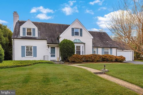 8047 Glendale Rd, CHEVY CHASE, MD, 20815-5902 | Card Image