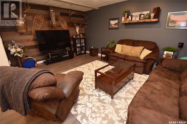 210 Coventry Cres, House other with 5 bedrooms, 3 bathrooms and null parking in Nipawin SK | Image 33