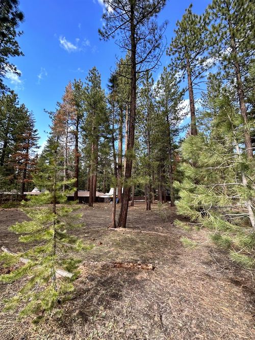 1331 Emerald Bay Rd, South Lake Tahoe, CA, 96150-6205 | Card Image