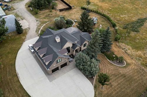 224010 Twp Rd 9-2, Rural Lethbridge County, AB, T0L0V1 | Card Image