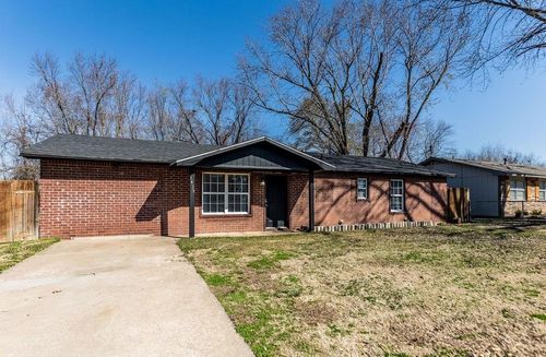 1413 W Bishop Dr, Rogers, AR, 72756-2641 | Card Image