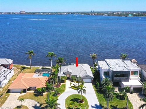 5727 Riverside Dr, CAPE CORAL, FL, 33904-5952 | Card Image