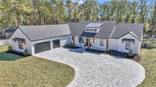 8787 Nw 18th Cir, Ocala, FL, 34475-8229 | Card Image