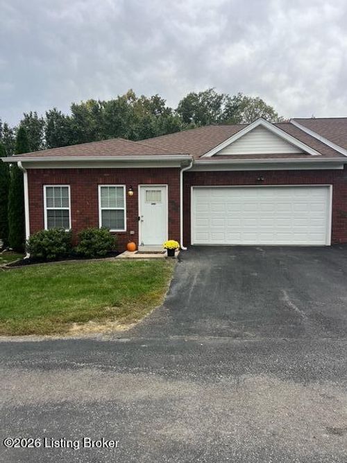 a-1511 E Crystal Dr, La Grange, KY, 40031-1389 | Card Image