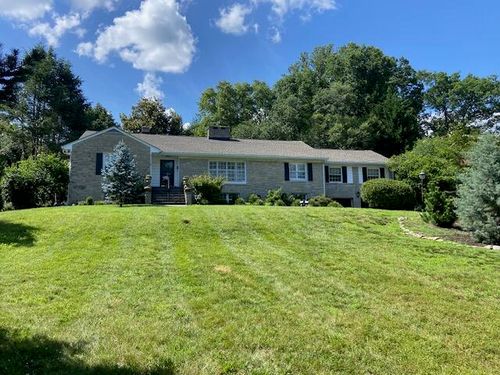 2233 Brambleton Ave Sw, Roanoke, VA, 24015-3715 | Card Image