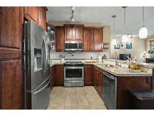 427-2860 Trethewey St, Abbotsford, BC, V2T0G5 | Card Image