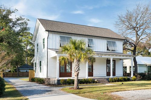 916 Kincade Dr, Mount Pleasant, SC, 29464-4518 | Card Image