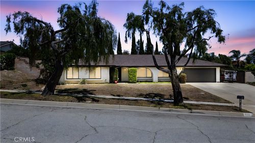 6145 Jasper St, Rancho Cucamonga, CA, 91701-2621 | Card Image