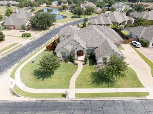 1100 Wessex Dr, Waco, TX, 76712-4019 | Card Image