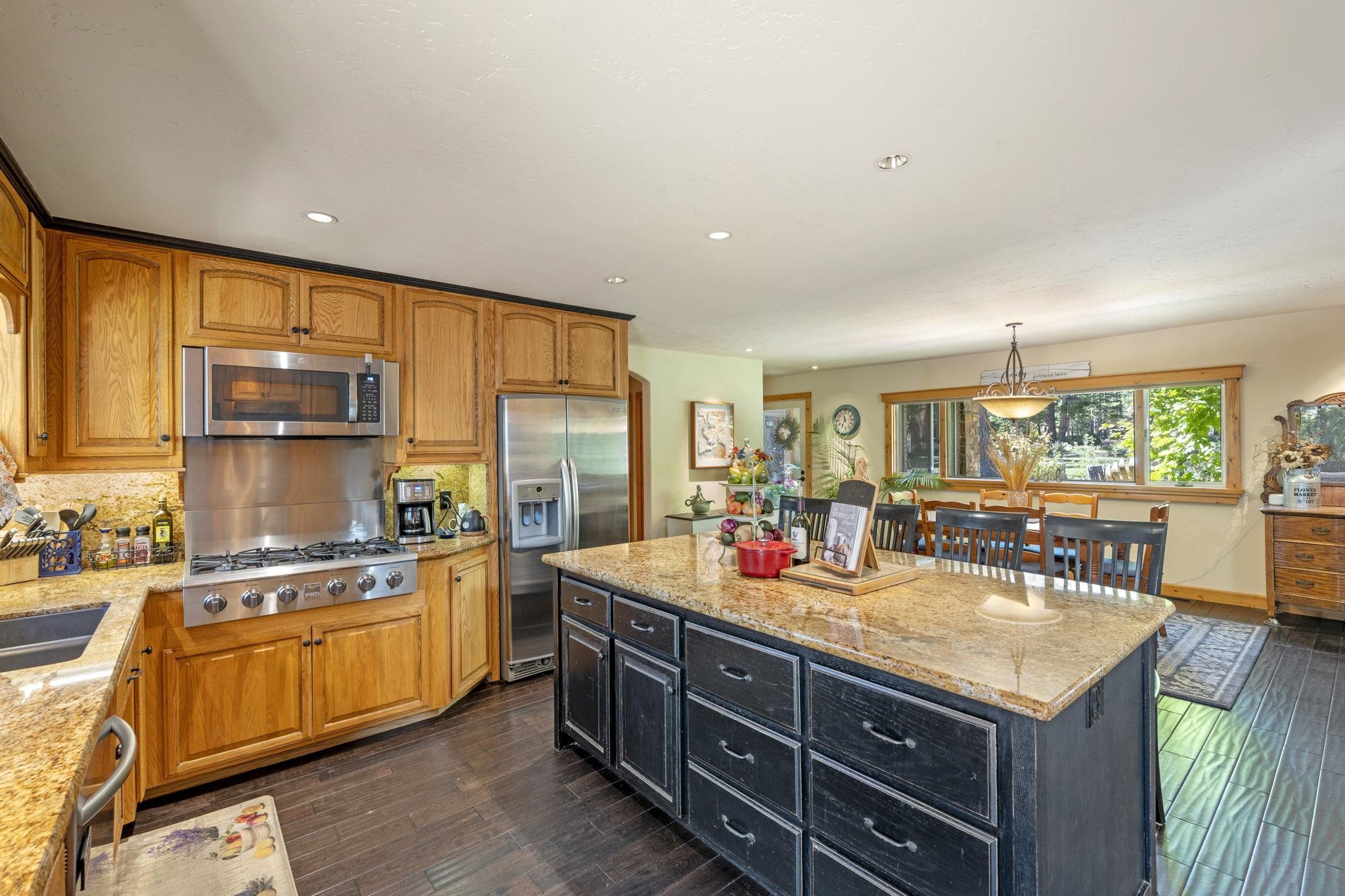 1879 Pima Street, For Sale in South Lake Tahoe Zoocasa