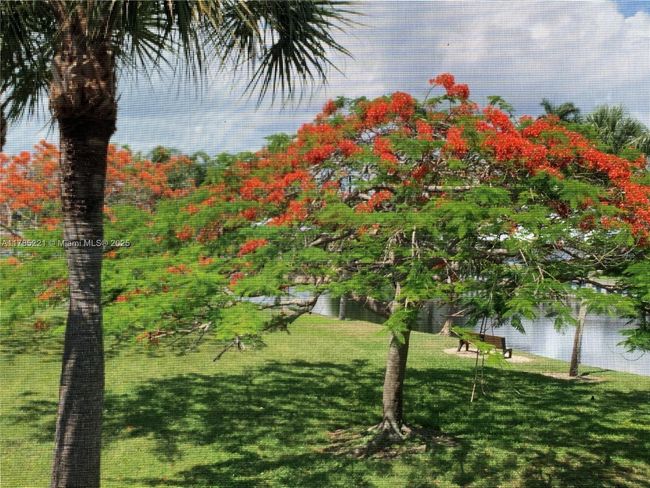 APT-13 - 6121 Se Landing Way, Condo with 3 bedrooms, 2 bathrooms and null parking in Stuart FL | Image 8