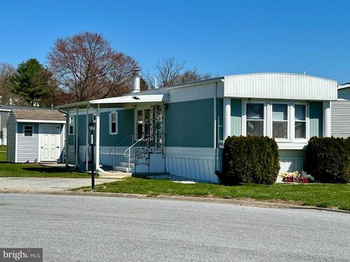 160 Aster Dr, NEW PROVIDENCE, PA, 17560-9611 | Card Image